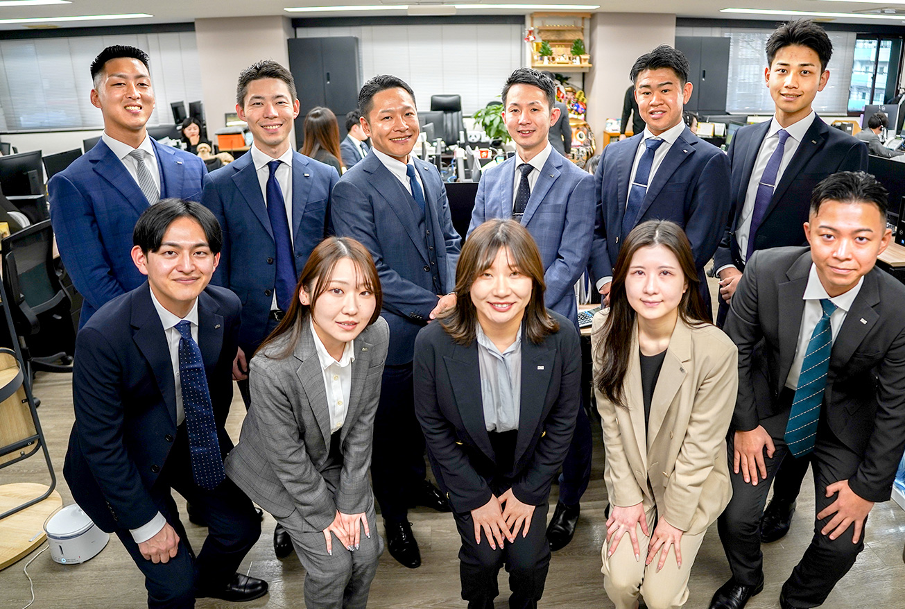 先輩社員インタビュー
