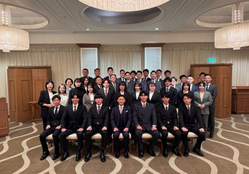 入社式