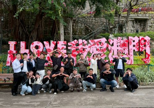 ●A25E51B8-7831-44A9-BE94-971428B01C2E